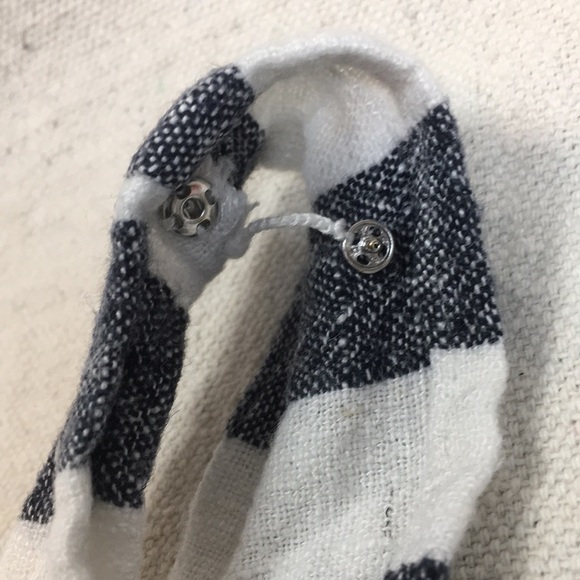 Soft Surroundings Sunset stripe Cold shoulder top - Picture 5 of 8